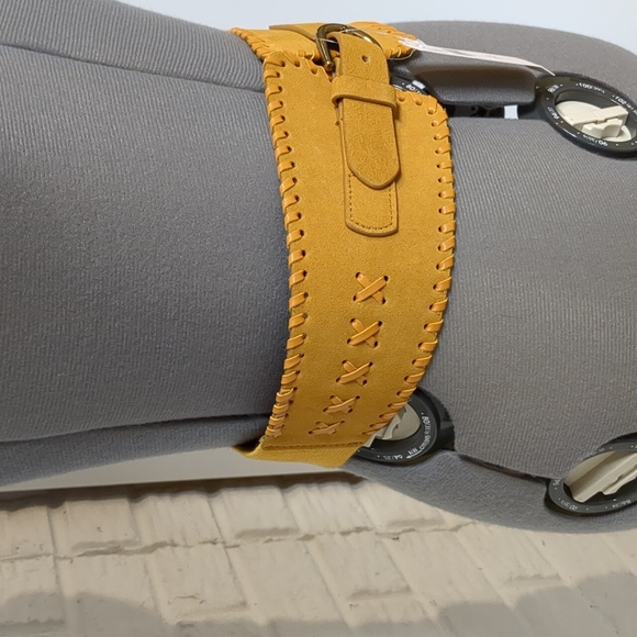 Anthropologie NWT gold mustard suede corset style belt XS/S - Picture 3 of 5